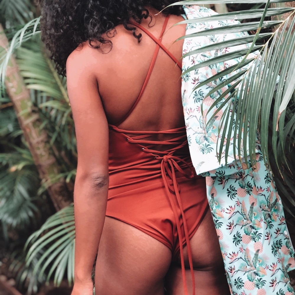 NWT LAST 1💥SALE💥 SIZE SM Pele One Piece Clay - Picture 2 of 7